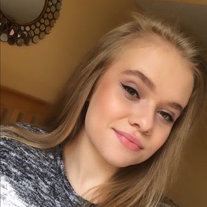 Meet your Posher, Karena